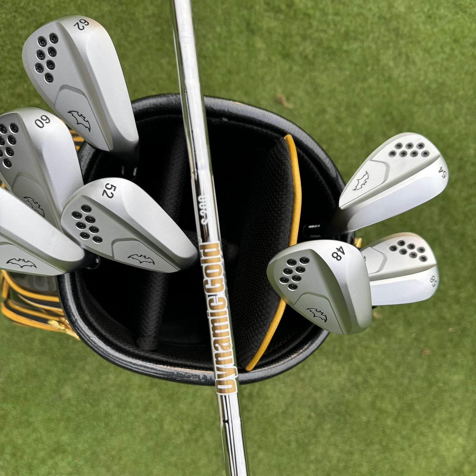 Super Bat Golf Wedges Forged 48 50 52 54 56 58 60 62 Degree With S200 Steel Shaft Full CNC Milled Face Sand Wedge RH Golf Clubs