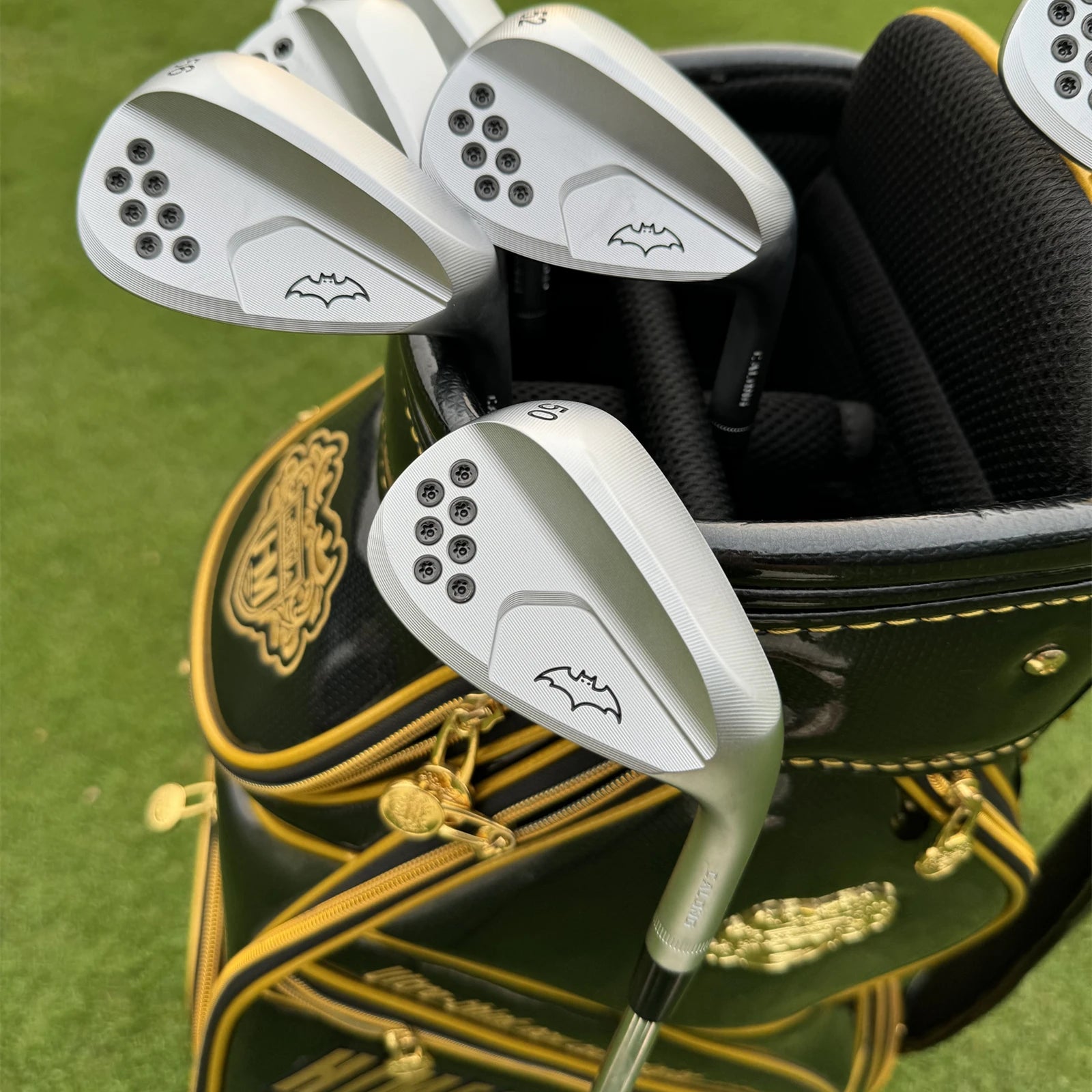 Super Bat Golf Wedges Forged 48 50 52 54 56 58 60 62 Degree With S200 Steel Shaft Full CNC Milled Face Sand Wedge RH Golf Clubs