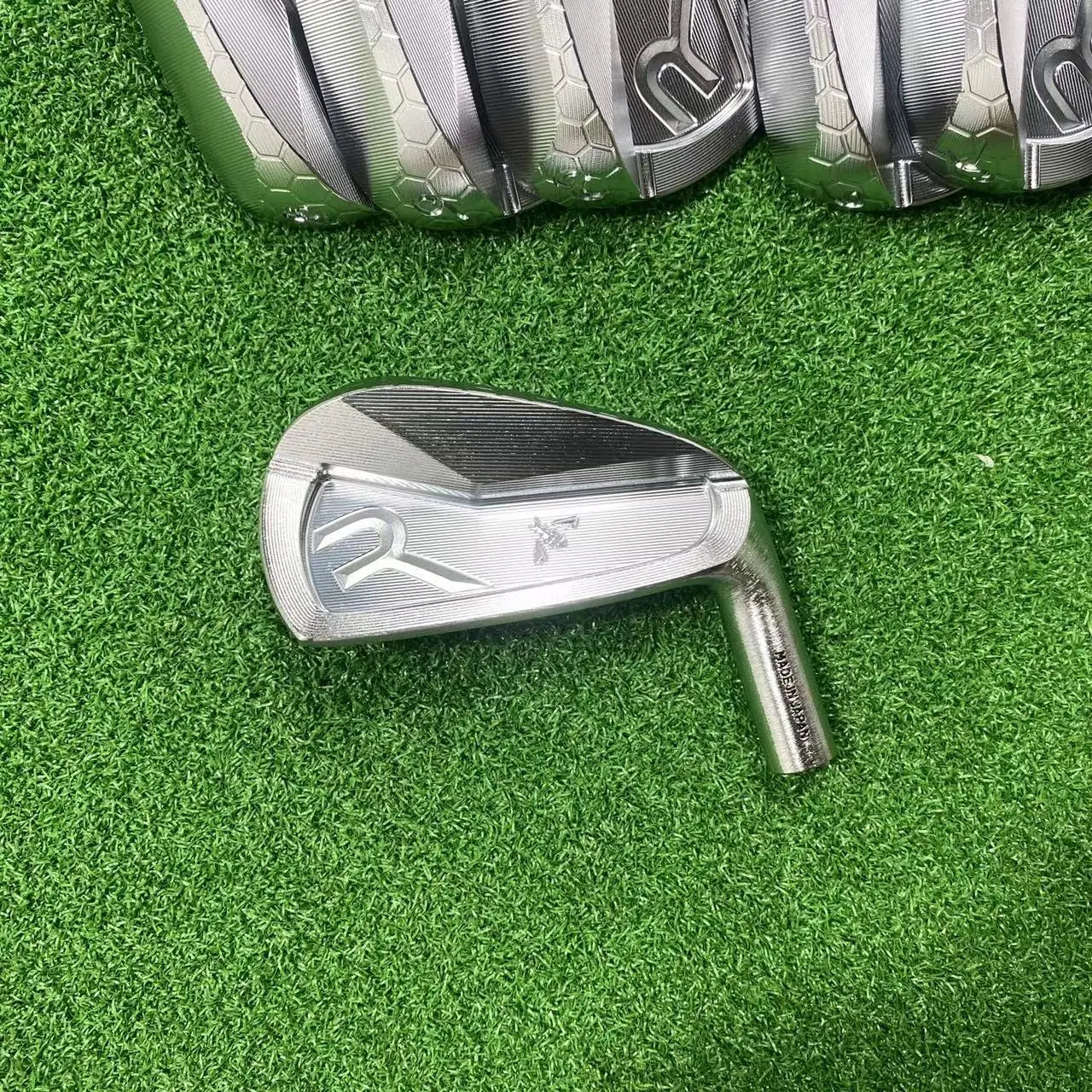 New Golf Clubs Golf Iron Set 4-p (7piece) can choose the club body and free shipping